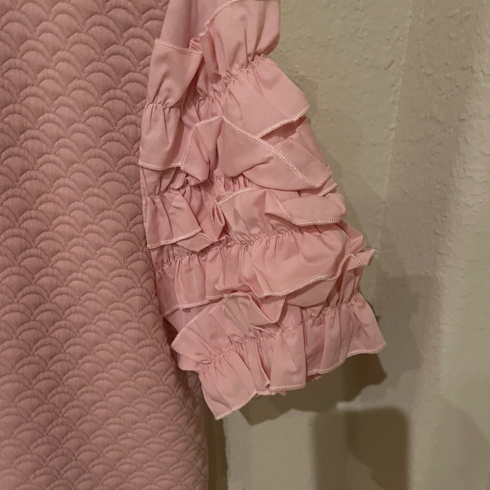 Sleeve Ruffle Detail Top - Picture 2 of 4